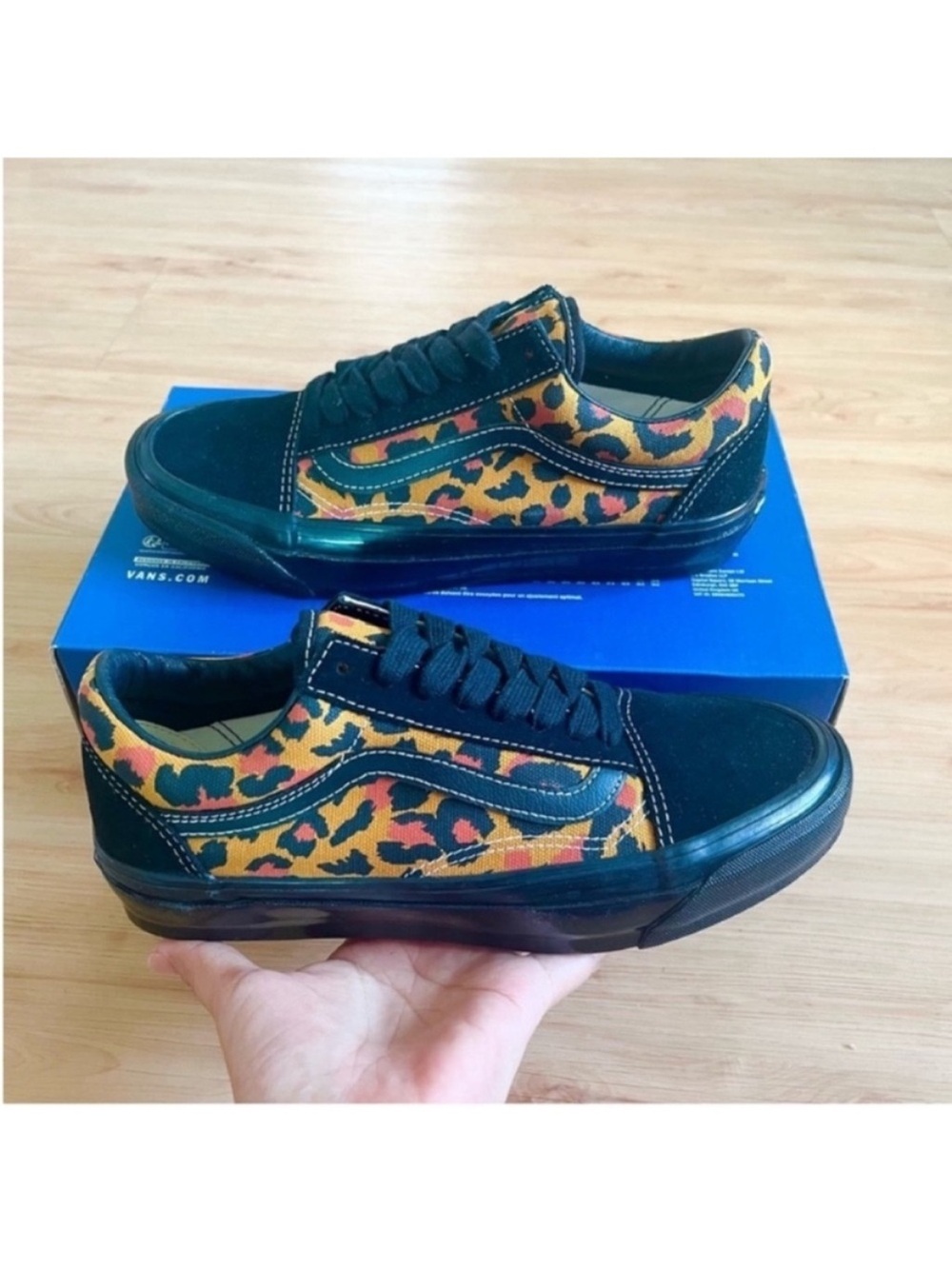 Vans Premium Old Skool Leopard
Shoe Mens 12.0US